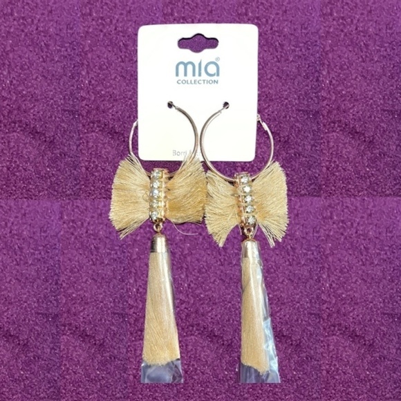 Mia Collection Earrings Tan Tassels Gold Tone Hoops Rhinestone NWT - Picture 1 of 4